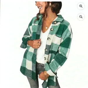 NWOT Fantaslook Green and White Oversized Plaid Flannel Button Down - Size Large